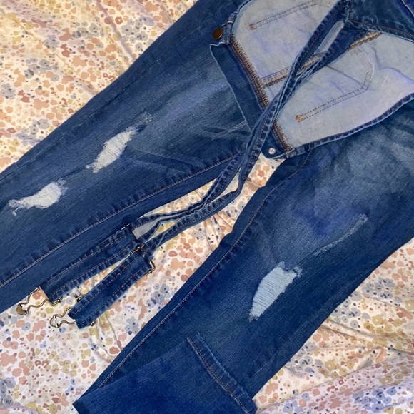 Med Overall Jeans - Picture 3 of 3